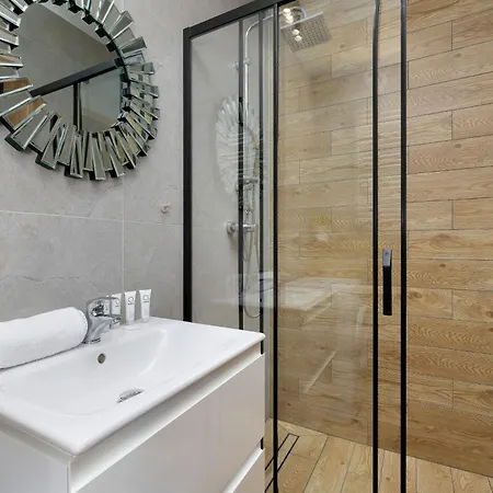 Zabrska Modern Next To Spodek With Ac & Parking By Renters * Katowice