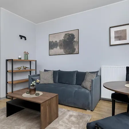 Zabrska Modern Next To Spodek With Ac & Parking By Renters