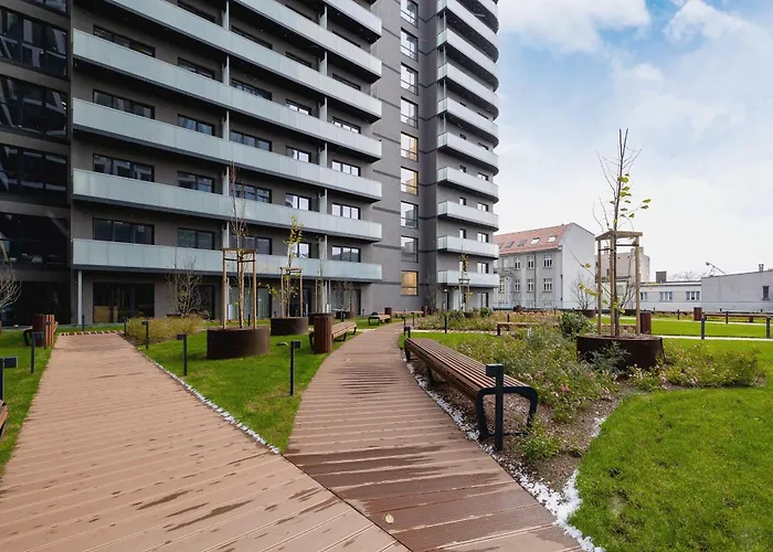 Apartment Zabrska Modern Next To Spodek With Ac & Parking By Renters Katowice
