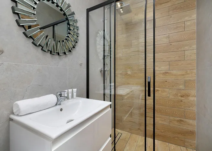 Zabrska Modern Next To Spodek With Ac & Parking By Renters * Katowice